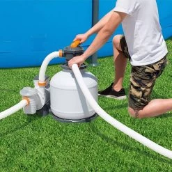 Filtre à Sable Complet Bestway Flowclear 11,355 M³/h -Fournitures De Piscine 58486 filtre sable flowclear ambiance min