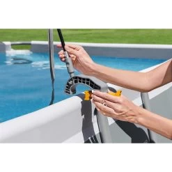 Auvent Pour Piscine Tubulaire Bestway Largeur 2,10 à 3,40 M -Fournitures De Piscine auvent ovale bestway ambiance 4