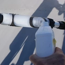 Balai Hydro Jet Xpro Pour Volet Et Couverture De Piscine Kerlis -Fournitures De Piscine balai hydro jet xpro volet couverture piscine kerlis 2